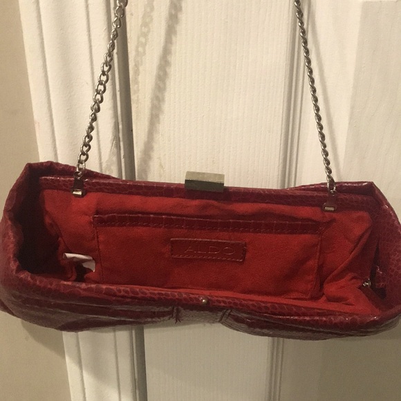 ALDO red vintage coquette bow bag willing to negotiate price - Picture 3 of 3